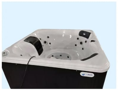 Spas & Accessories - Brisbane & Melbourne - Lot 5