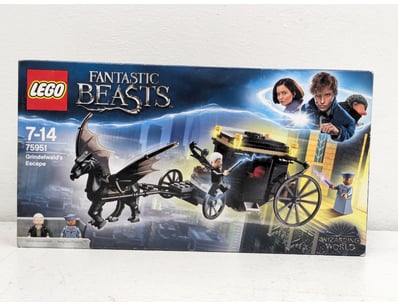 LEGO Fantastic Beasts 75951 Grindelwald's Escape s...
