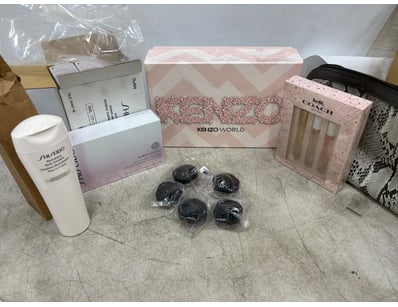 Beauty & Cosmetic Supplies - Liquidation (A1009) - Lot 4