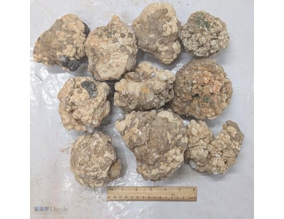 TEN SMALL UNCUT CRYSTAL GEODES FROM MOROCCO. TOTAL...