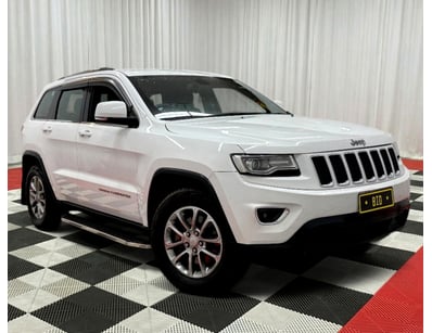 <b>2014 Jeep Grand Cherokee WK Laredo - White - 20...