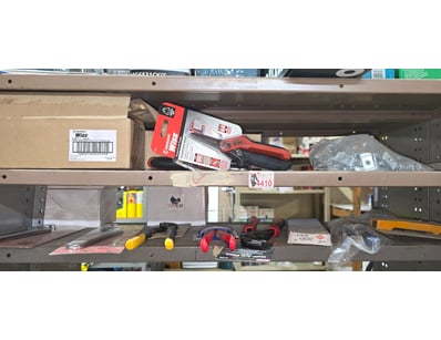 Distribution Business Equipment Liquidation (ON... - Lot 364