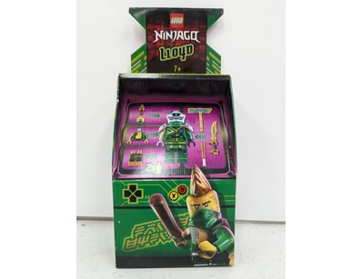 **UNRESERVED** LEGO Ninjago Lloyd Minifigure Set i...