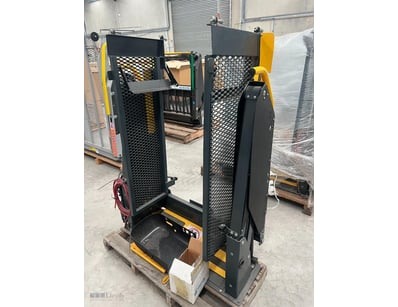 Rabbit Trap Wheelchair Lift

Rabbit Trap Wheelchai...