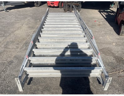 2020 sales Mart stairs 

Max load : 500kg