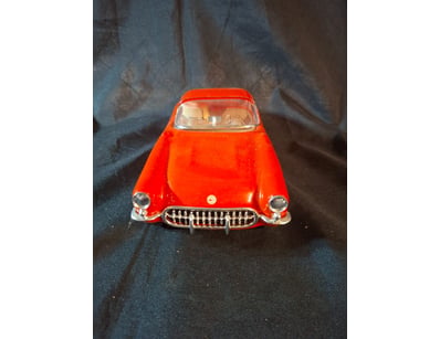 VINTAGE 1957 CHEVROLET CORVETTE D MODEL CAR DECANT...