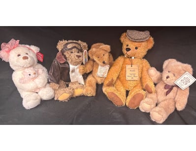 The Curio Collection (A995) - Lot 1206