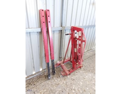 Foldable Engine Crane - 1,000kg working load limit...
