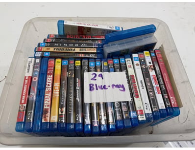+20 Assorted DVD’s, Various Rating 

SOLD AS LOT
...