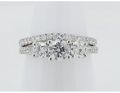 Prestige Jewellery (A978) - Lot 1132