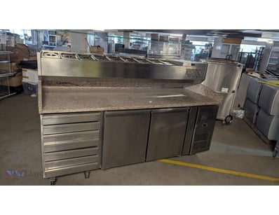 Sandwich Bar with Refrigerated Under counter