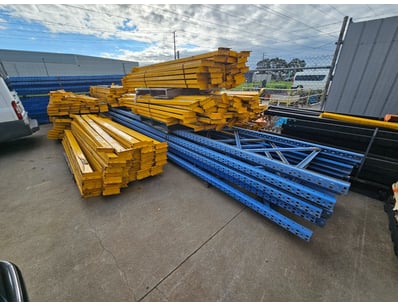 Pallet Racking Beams and Supports

10x Frames
6...