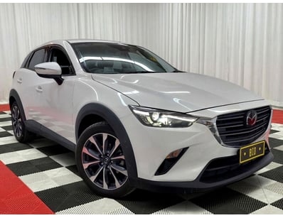 <b>2025 Mazda CX-3 DK G20 Pure - White - 4,078km -...