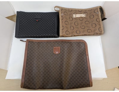 UNRESERVED Airport - Lost Property (A980) - Lot 85