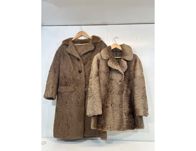 Entire Vintage Clothing Store Liquidation (ON11... - Lot 141