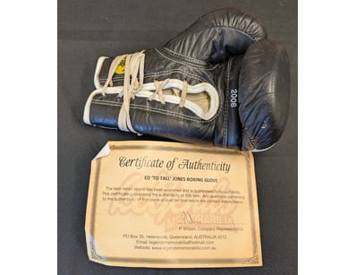 ED 'TO TALL' JONES SIGNED BOXING GLOVE WITH CERTIF...