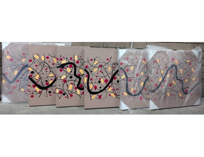 Art Market (A982) - Lot 5067