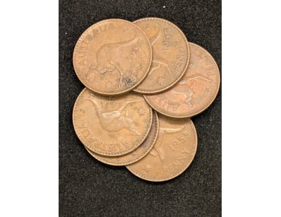 COLLECTION OF 1955 AUSTRALIAN PENNIES

Condition...