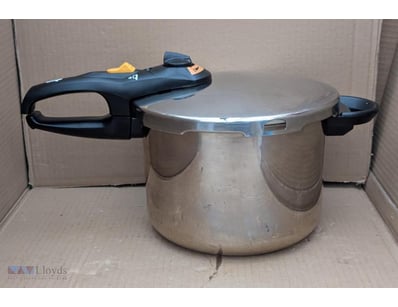 Stainless steel Pressure cooker Fagor Duo 6 litres...