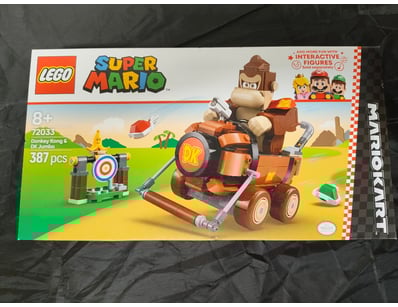 **UNRESERVED** COOKIE'S LIFETIME COLLECTION OF ... - Lot 501