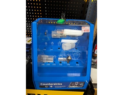 Distribution Business Equipment Liquidation (ON... - Lot 153