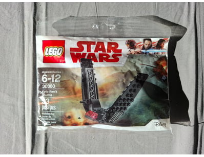 **UNRESERVED** LIFETIME COLLECTION OF LEGO PART... - Lot 378