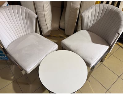 House & Homewares (A1004) - Lot 2858