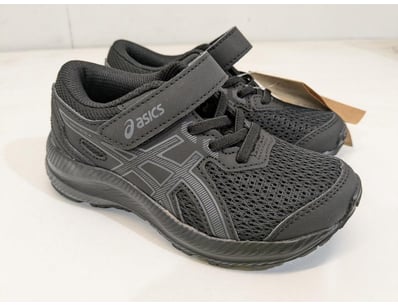 Major Brand Apparel & Footwear Liquidation Even... - Lot 212