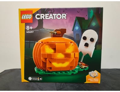 **UNRESERVED** COOKIE'S LIFETIME COLLECTION OF L... - Lot 69