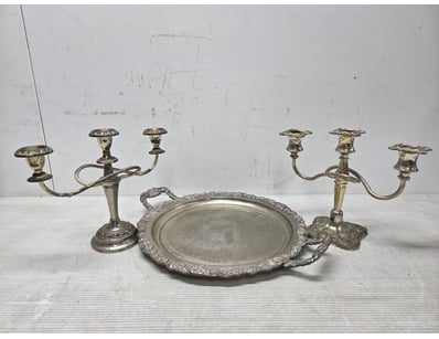 Elegant silver-plated three-piece garniture set co...