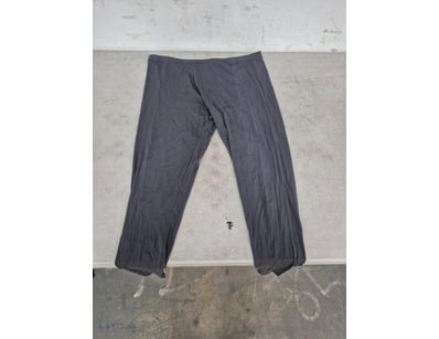 RRP $49.95
Tani 
Long legging storm
Size 18

