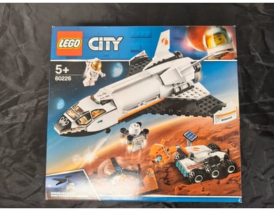 **UNRESERVED** COOKIE'S LIFETIME COLLECTION OF L... - Lot 63