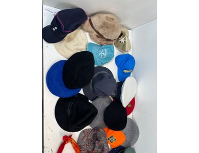 Entire Vintage Clothing Store Liquidation (ON11... - Lot 296