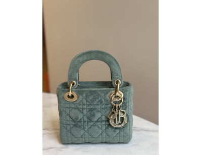 Designer Vault (A1004) - Lot 314