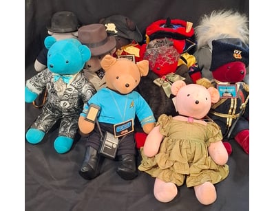 VINTAGE NORTH AMERICAN BEAR CO. V.I.B.S PLUSH BEAR...
