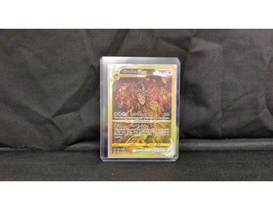 POKÉMON TRADING CARD GAME - GIRATINA VSTAR AND KOR...