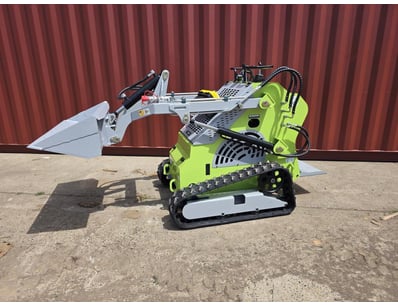 UNRESERVED Factory Direct - Excavator, Skid Stee... - Lot 70