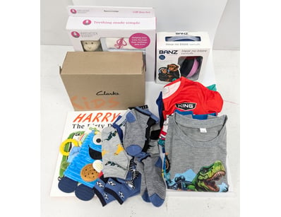 ASSORTED BABY / CHILDS ITEMS ALL NEW

