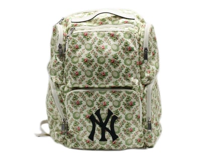 Designer Vault (A984) - Lot 7150