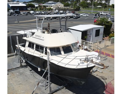 36Ft Fiberglass Cruiser Hull (ON4439) - Lot 2