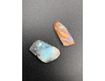 12.9CT QUEENSLAND BOULDER OPALS

655266+147

...