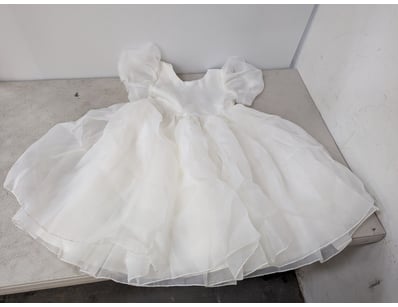 Dress, white organza flower girl dress, size 10y
...