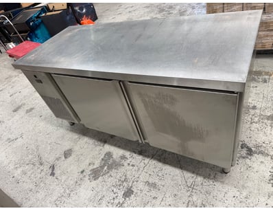 Commercial stainless steel under-counter refrigera...
