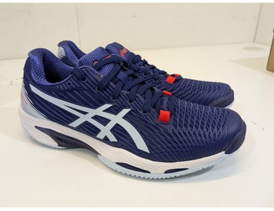 Major Brand Apparel & Footwear Liquidation Even... - Lot 274