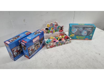 toy collection lot comprising multiple marvel Insp...