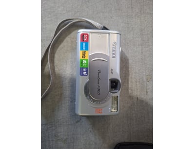 Canon PowerShot A300 compact digital camera with o...