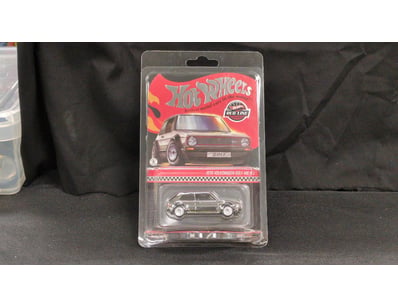 HOT WHEELS RED LINE 1976 VOLKSWAGEN GOLF MK1 DIE-C...