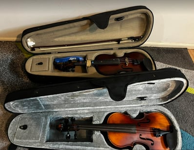 Gadgets, Music & Pastimes (A999) - Lot 21