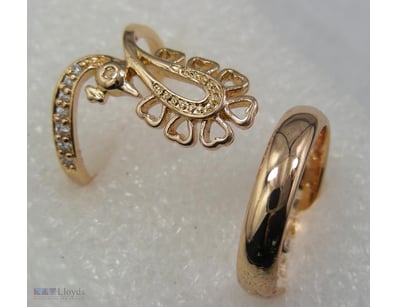 GOLD COLOUR RINGS SIZES 7       

 


 

 

Condit...