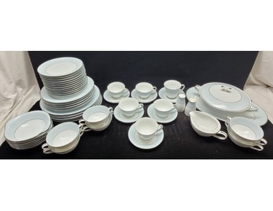 Antiques, Vintage & Interior Treasures (A1004) - Lot 286